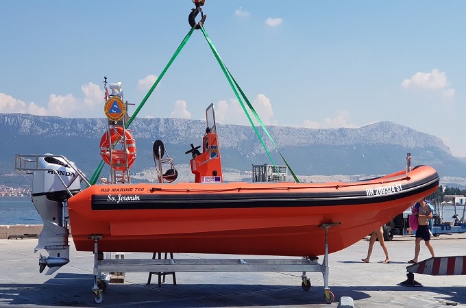 The E-CITIJENS project finances the procurement of a SAR Boat by Split and Dalmatia County.